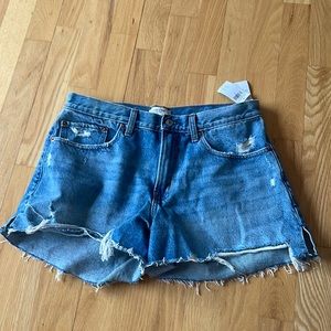 Abercrombie and Fitch BOYFRIEND MID RISE shorts size 10